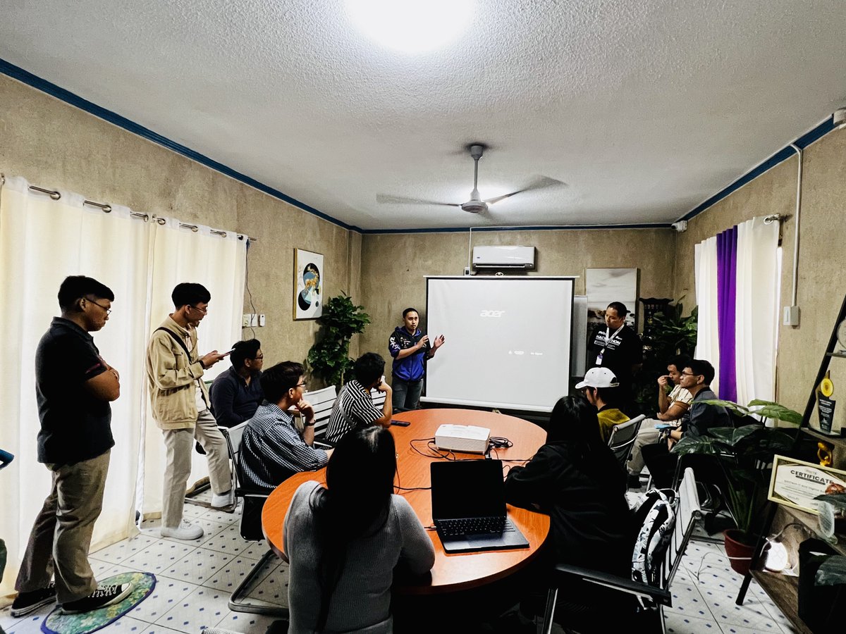 iPhiTech's tweet image. We're always excited to inspire the next generation of tech talent! If you are interested in joining our Internship Program, visit us here : iphitech.com/internship/

Check out our blog post for all the details: iphitech.com/pioneering-the… 

#iPhiTech #iFiTech #GordonCollege