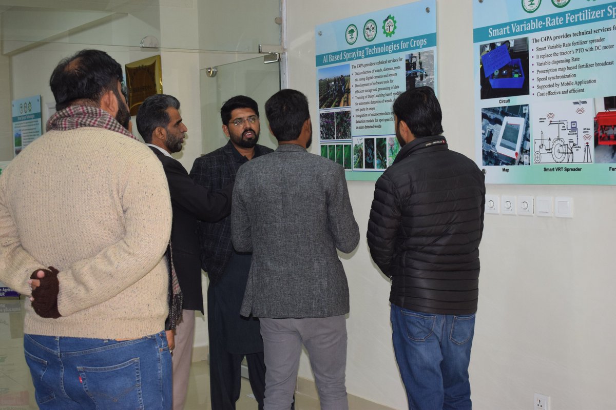 c4pagri's tweet photo. PHD Students from Dept. of Plant Pathology along with Chairman Department of Plant Pathology Visited #C4PA .The Visitors Discussed About the use of VRTs and Drone Technology. PI Digital Agriculture (DDSDP) Prof. Dr. Tahir Iqbal Khan Briefed the Visitors during the Visit. #C4PA https://t.co/3JlKo6k4QS