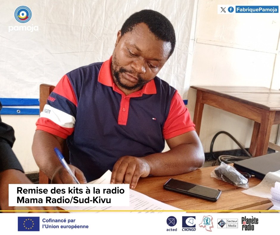 FabriquePamoja's tweet photo. La distribution des kits #Pamoja se poursuit bien auprès des radios partenaires.
A son tour, @MamaRadioRDC de #Bukavu au #Sud-Kivu vient de réceptionner son lot des matériels pour la production des activités du Projet #pamojardc.

#TukoPamoja#fabriquepamoja https://t.co/RteOG9pLqF