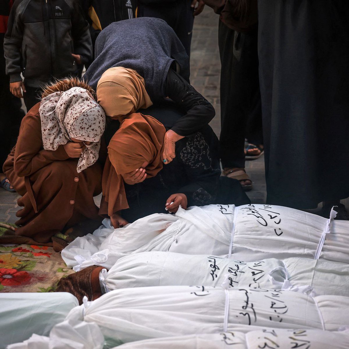 s_m_marandi's tweet photo. Day 101 of the #GazaGenocide. There were more massacres carried out by the Israeli Nazi regime last night. 

Through disinformation, Western journalists play a key role in enabling the Holocaust to continue. 

The West has totally discredited itself at all levels. https://t.co/ZbUJ6mpxJi