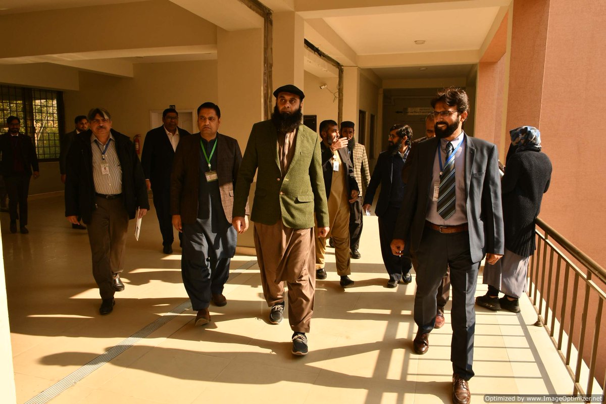 c4pagri's tweet photo. Team from UIIT along with the delegates of NCEAC Visited #C4PA &amp; Big Data Agriculture Repository &amp; showed great Interest in Latest Precision Agriculture Technologies. Director #C4PA Dr. Shoaib Rashid Saleem Briefed the about the Current &amp; Upcoming Ventures of #DDSDP &amp; #C4PA. https://t.co/U8LLQutbzP