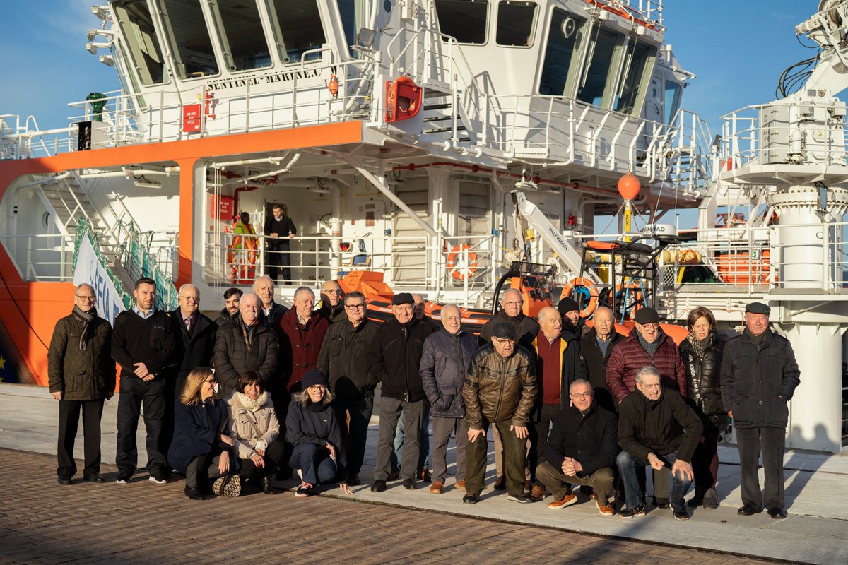 EFCA_EU's tweet photo. Big thanks to #Marinetea, a non-profit association of seamen from E.T.E.A. & the navy, for paying us a visit! 🚢🌊
We were thrilled to showcase how #WeCoordinate joint patrols from one of our vessels, contributing to effective #FisheriesControl. 🎣🌐 #OceanProtector https://t.co/HCFQqp6nHd