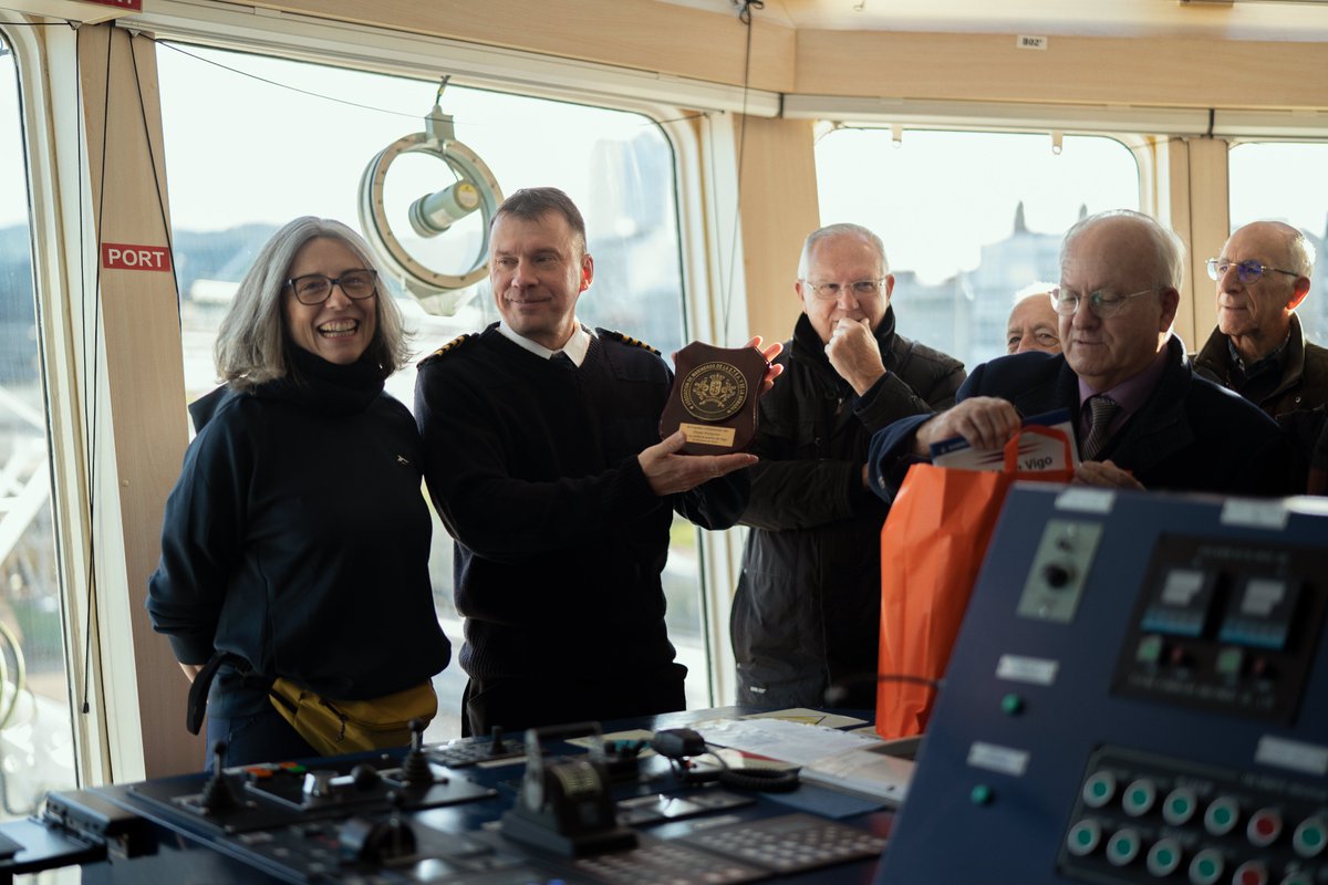 EFCA_EU's tweet photo. Big thanks to #Marinetea, a non-profit association of seamen from E.T.E.A. & the navy, for paying us a visit! 🚢🌊
We were thrilled to showcase how #WeCoordinate joint patrols from one of our vessels, contributing to effective #FisheriesControl. 🎣🌐 #OceanProtector https://t.co/HCFQqp6nHd