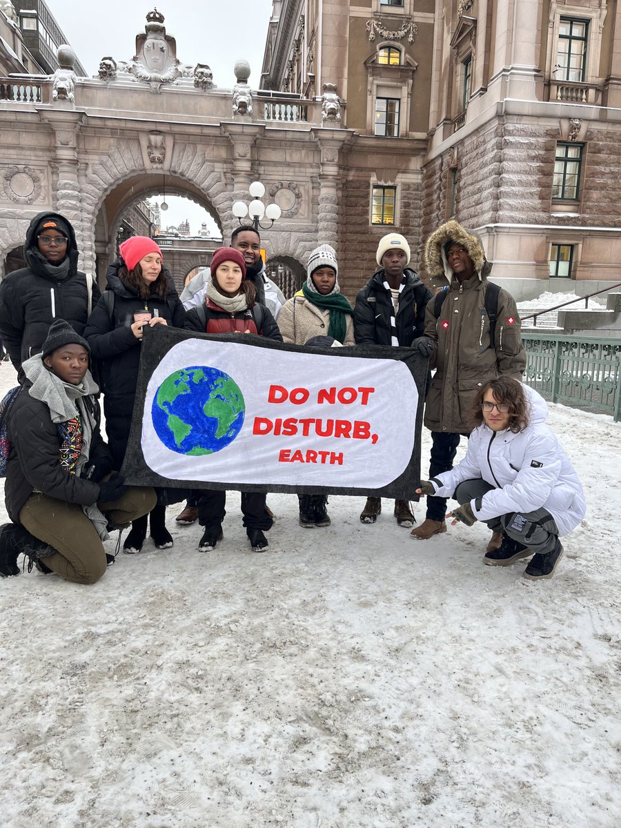Ubunifu_Hub's tweet photo. As a new week unfolds, let's channel our energy into positive actions for our environment. Your voice matters, your small actions add up to big change and together, we can make a real impact.
#ClimateActionNow #YouthEmpowerment https://t.co/rxvTnSWlaM