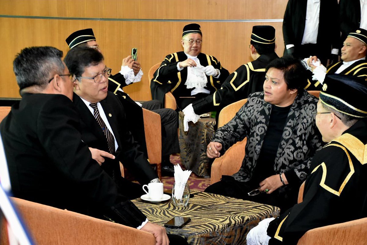 Azalina Othman Said tweet media