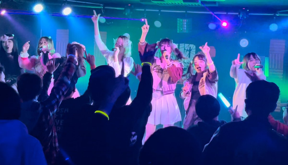 pikosukemaman's tweet image. 昨日のなぴこ🦋
アイドル新年会みんなめっちゃ頑張ってて楽しそうで可愛くて良いイベントでした😊💕
そしてカメラマンさん達がすごい✨
なぴこは写真も動画も🙆‍♀️なので是非SNSで拡散してあげてください🙏
でも、多分なぴこの肩書きアイドルじゃなかった気がする笑
#なぴこ