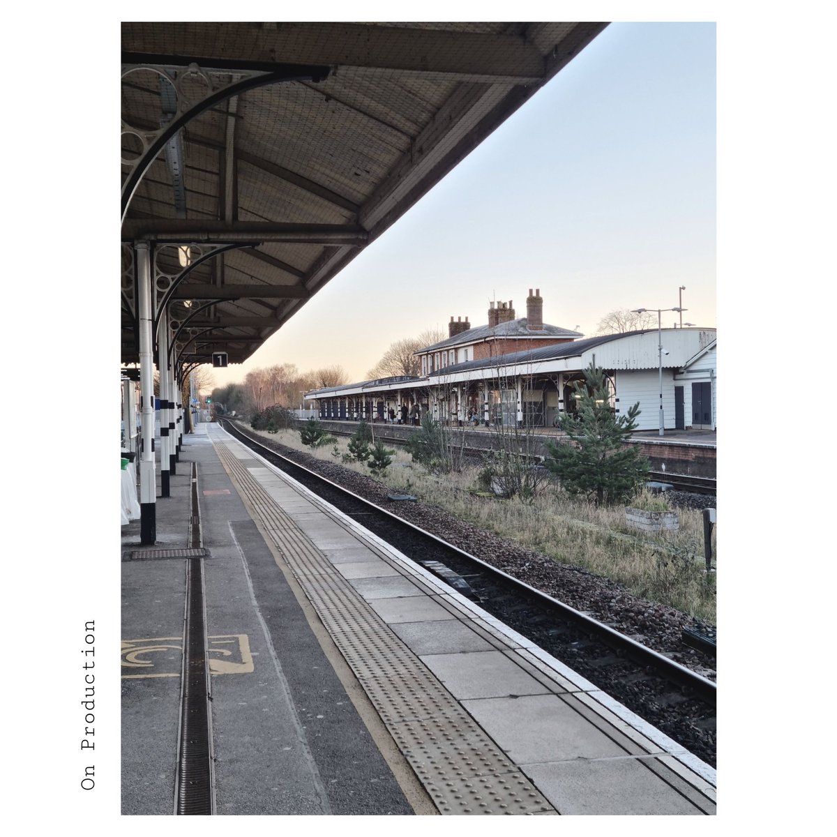 uk_crafting's tweet image. Back on production. It feels good to be heading back onto a live set again 🎬.  It is time to put last year&apos;s production managers course into practice. 🎥.

#productionmanager #filmindustry #multicamera #multicameraproduction #london