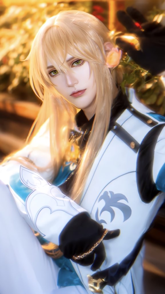 xiangyangod's tweet photo. Golden hour.

#viral #honkaistarrail #honkaistarrailcosplay #luochahonkaistarrail https://t.co/YroxLVbRN2