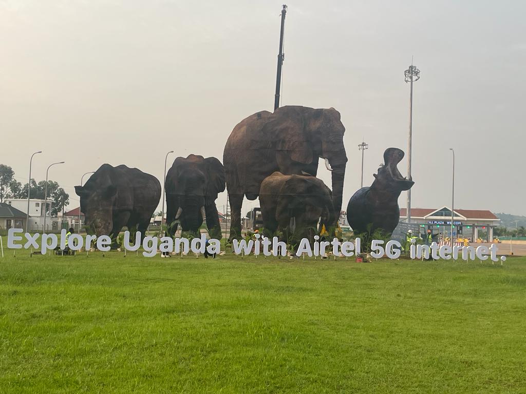 ugandauncovered's tweet photo. With the commencement of the 19th #NAMSumitUg2024 and #G77ChinaSummitUg24 in Uganda today, the @TourismBoardUg, in collaboration with @Airtel_Ug and @mtnug, initiated co-branding efforts at various locations such as Entebbe International Airport, the Speke Convention Center in https://t.co/x8nVmdK30y
