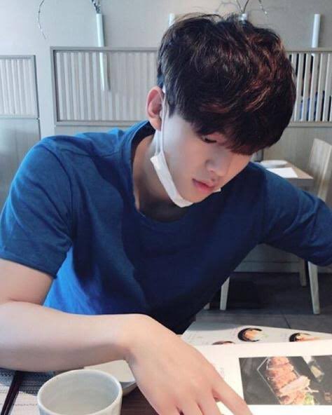 aerisealle's tweet image. Hi yorobun, song kang here ~~ f4f? #jfb #f4f