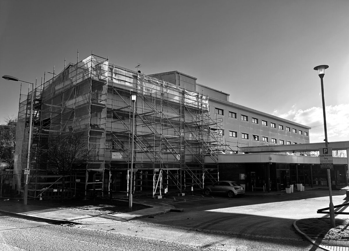 Delighted to witness the scaffolding coming down on our #holidayinnexpress re-cladding project in Folkestone which involved the removal of all #cladding, installation of fire cavity barriers, and #recladding using the existing panels leading to the issuance of an #EWS1 cert #tcc