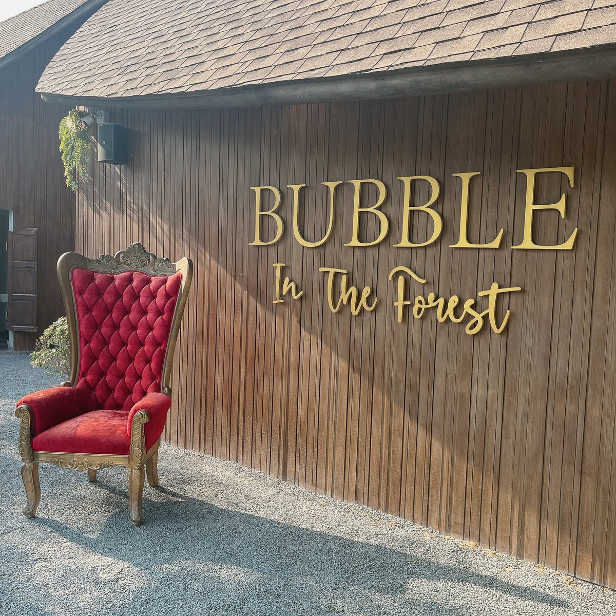 Snowice_Fukka's tweet photo. タイってタクシー安いから ずっと使ってまう🤭笑
BUBBLE In The Forest っていう映えカフェ���ってきたけど美味しいし可愛いしめっち���よかった🥰🫧
今から ワットパクナム行ってきまーす🛕✨
#タイ #タイ旅行 #BUBBLEInTheForest https://t.co/qBbu1ecHaY