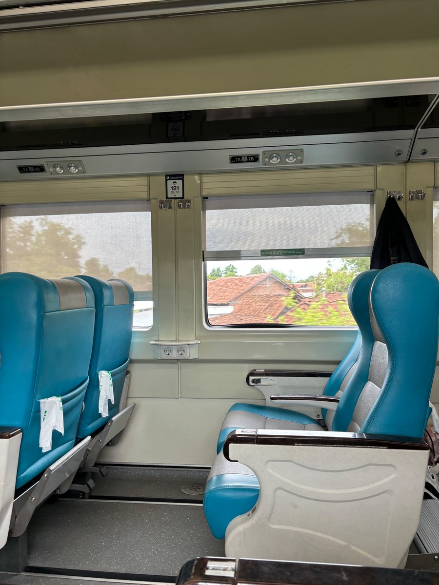 Peter S. tweet media