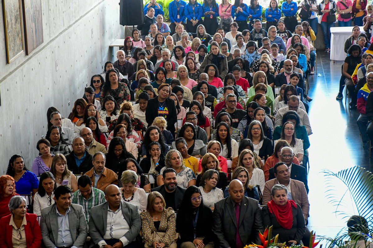 Yelitze Santaella tweet media