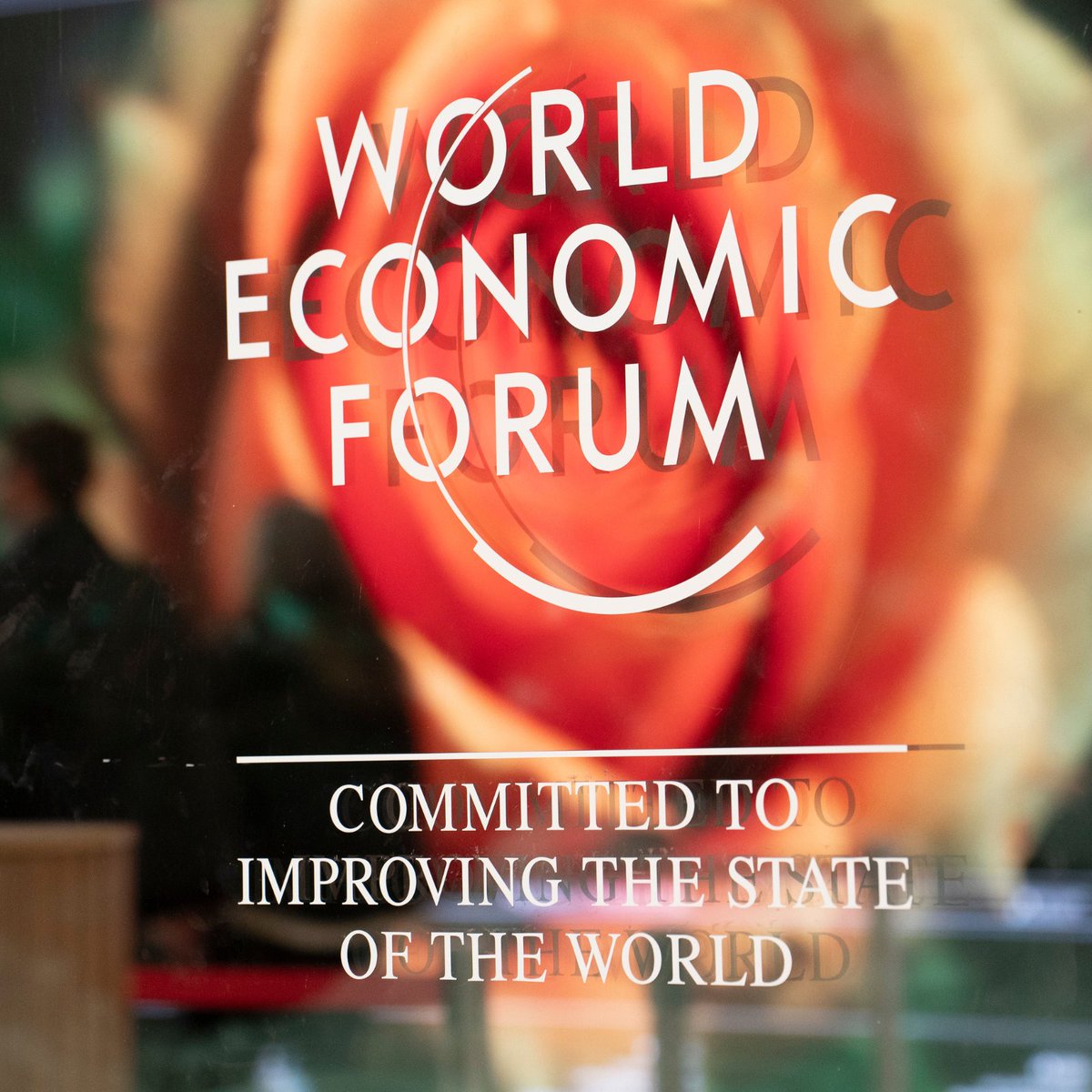 🌎 Building bridges at the @wef Annual Meeting! Solving global challenges takes global cooperation – and we’re proud to be joining that dialogue in Davos this week. Don’t miss our CEO share his innovation insights tomorrow at 8:15 CET! weforum.org/join-us/indivi… Photo by @wef