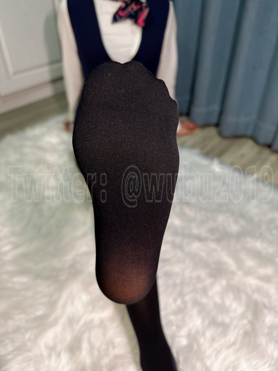 每次情趣前戏都让我假扮他前女友，又爽又吃醋的感觉，事后恨不得一脚把他踹下床。最近不让我玩了，手感也没有以前那种握起来又烫又棒的感觉。问他为啥，他说他前女友没那么骚，想起来也没啥感觉。怪我，都怪我演过头了！[捂脸] https://t.co/7OgA4pkQjn