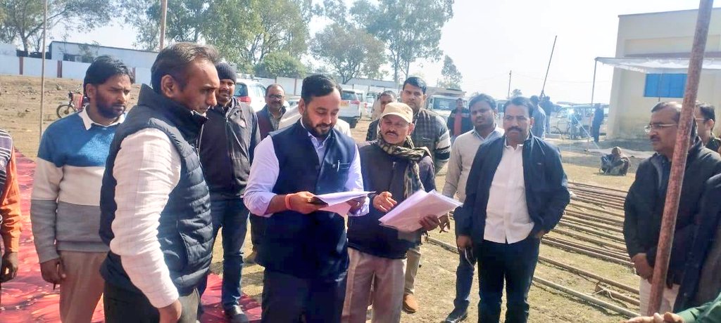 Collector_Satna's tweet photo. मुख्यमंत्री @DrMohanYadav51 16 जनवरी को पटनाखुर्द और चित्रकूट आएंगे। मुख्यमंत्री डॉ यादव के प्रस्तावित दौरे के दृष्टिगत कलेक्टर श्री अनुराग वर्मा और पुलिस अधीक्षक श्री आशुतोष गुप्ता ने सोमवार को पटनाखुर्द पहुंचकर सभास्थल और आवागमन रुट का निरीक्षण किया। 

#JansamparkMP https://t.co/7I8fbINbA8