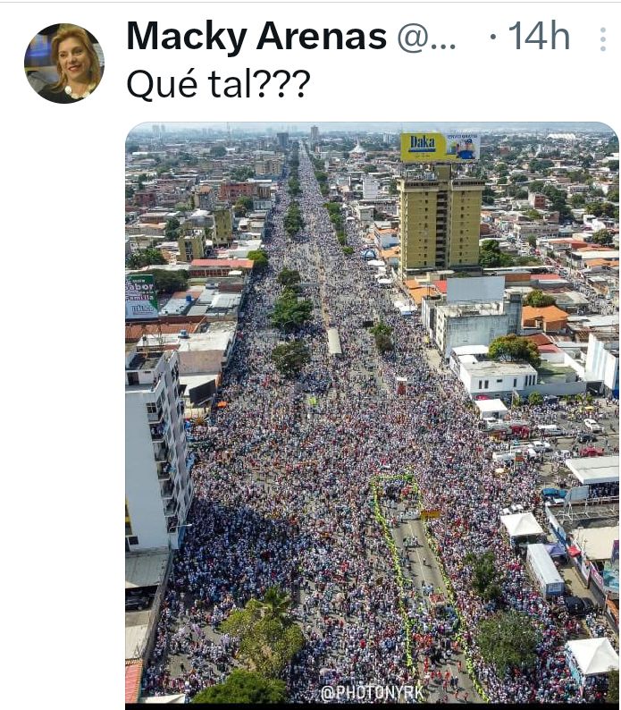 Si yo fuera de un país que no sabe nada de la Divina Pastora y de repente me presentan una gráfica como esta, que no dice nada sino que deja todo a la imaginación, yo pensaría como buen pendejo que La Virgen María Corina, hizo el milagro.
Eres una crack Macky, pero te conocemos😳