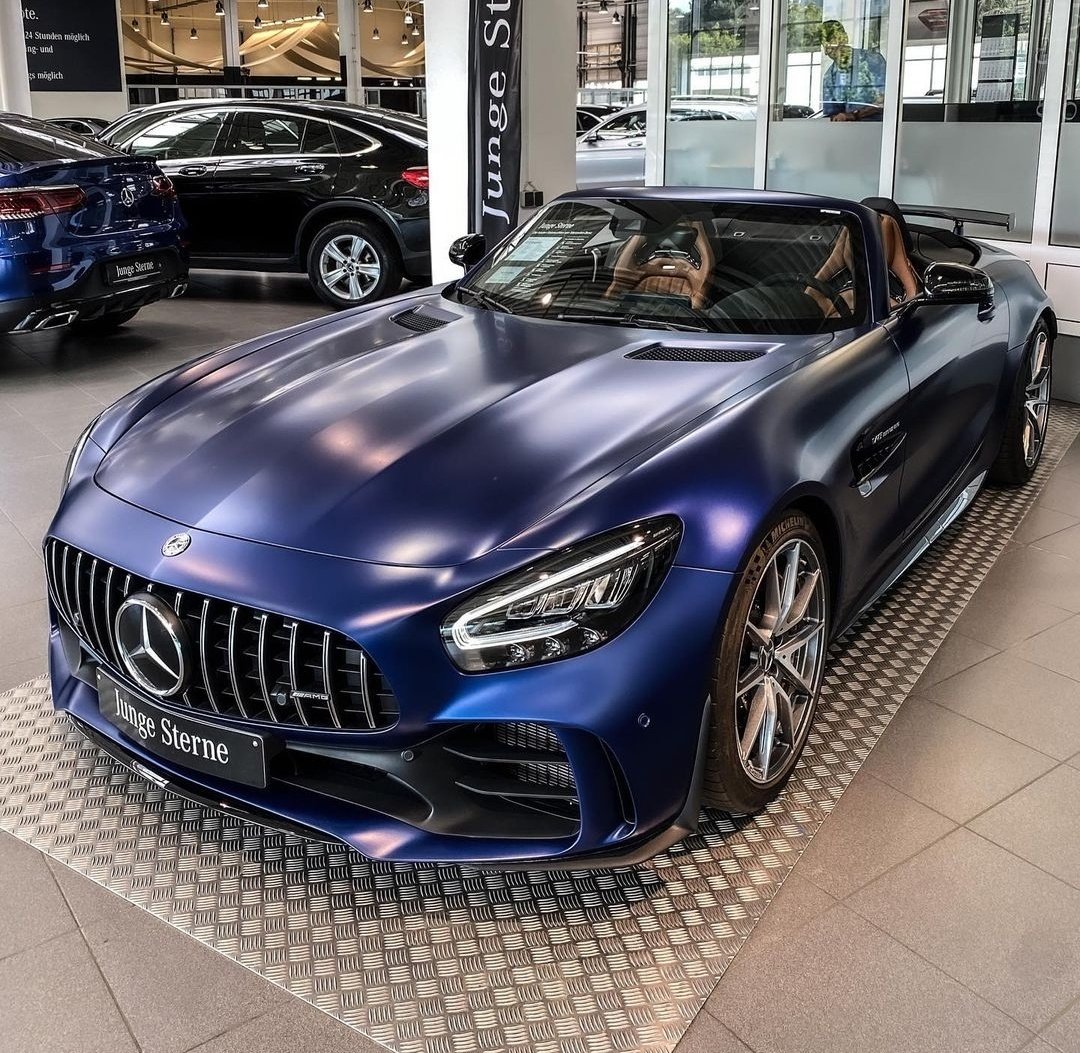 WorldWideCarsTM's tweet photo. Magno GT-R Roadster ⚜️ https://t.co/6qDlBIMqAn