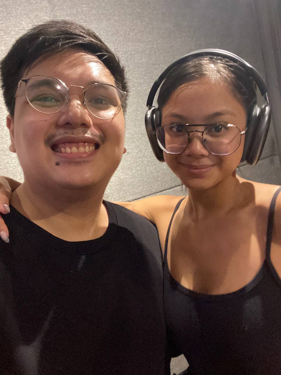 itsimoun's tweet photo. From #HITCManila2022 to #PredatorLeague2024 

no more what ifs cause it happened na! So happy for you guys 🥹🫶🏻

YLONA x Nu.G @ylona_garcia https://t.co/kKwC0ZXIDQ