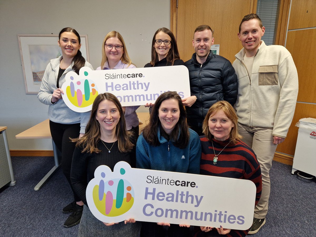 HW_HSEDubMid's tweet photo. DSKWW #Slaintecare #HealthyCommunities team planning for a busy 2024. If you are interested in #StoppingSmoking #HealthyFoodMadeEasy #ParentingSupports or any Slaintecare Programme, use the QR code for all the information you need to get involved.#Health #Wellbeing @slaintecare https://t.co/8NY1gV6W1p