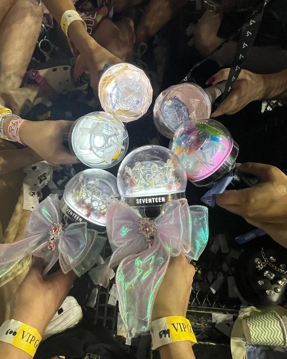 feismiling's tweet photo. Till our next Aju Nice my Headliner! 🫶💎💘 https://t.co/iACKJM1RDl