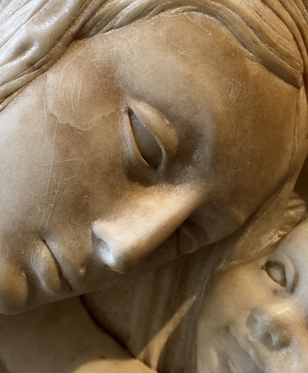 MilovanCavor's tweet photo. La tendresse maternelle à la Renaissance 
🔹Vers 1480 @MuseeLouvre https://t.co/nQduISC05k
