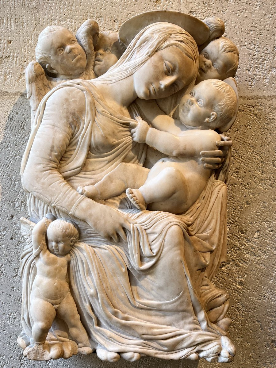 MilovanCavor's tweet photo. La tendresse maternelle à la Renaissance 
🔹Vers 1480 @MuseeLouvre https://t.co/nQduISC05k