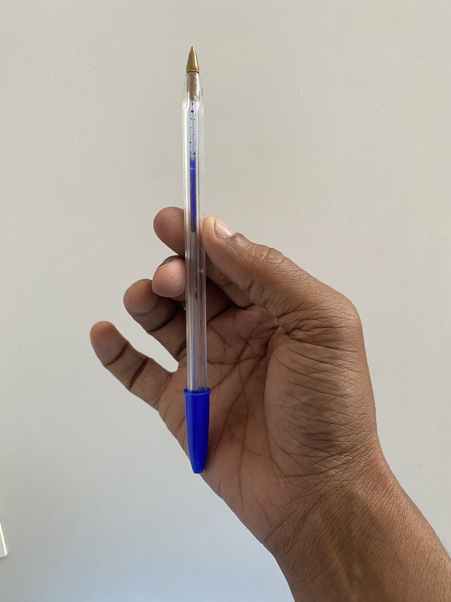 عَزيز tweet media