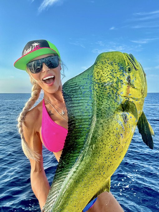 You can&rsquo;t Monday THIS mahi!  So super stoked and grateful to participate in my first Pelagic Rockstar<a href="/tag/sundaymorning"class="tags"><span>#sundaymorning</span></a>