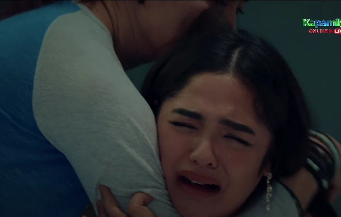 withloveblythe's tweet photo. Her telling Roxy and Tania "wala na si Obet" multiple times is heart breaking. Imagine losing your grandmother, your sister and your lover. You never fail to make me cry, Ramona. I'd love to see you act as bida kontrabida cause we saw great potential in u. Rooting 4 u, always. https://t.co/23VWd513U6