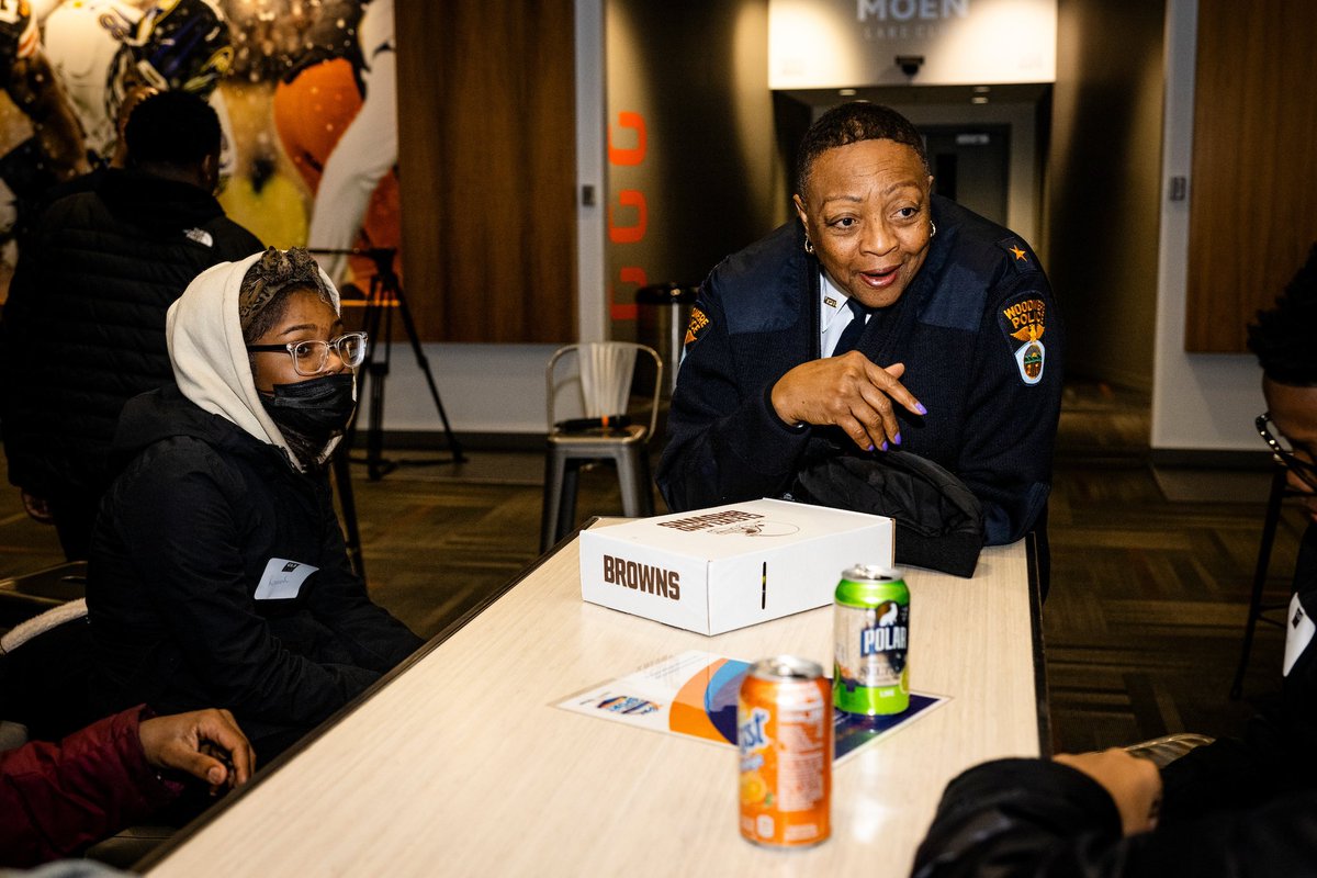 Ahead of MLK Jr. Day, the CL3 Alliance, in collaboration with the Greater Cleveland Sports Commission and Power of Sport Summit, hosted Conversations for Change. 
 
The topic was Athletes &amp; Law Enforcement Unite, where youth and LEOs had meaningful conversations about bringing