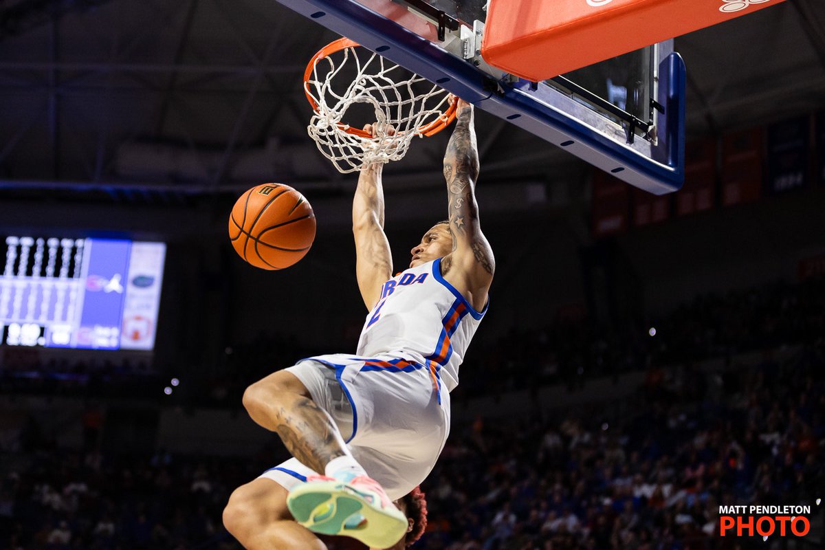 bymattpendleton's tweet photo. #FourFrames
01.13.2024: @GatorsMBK vs @RazorbackMBB men’s basketball
📸 for @usatodaysports
#sports #photography #basketball #onassignment https://t.co/hnKcPrGzie