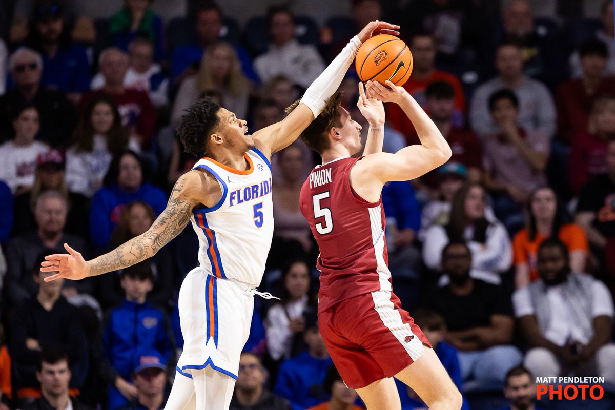 bymattpendleton's tweet photo. #FourFrames
01.13.2024: @GatorsMBK vs @RazorbackMBB men’s basketball
📸 for @usatodaysports
#sports #photography #basketball #onassignment https://t.co/hnKcPrGzie