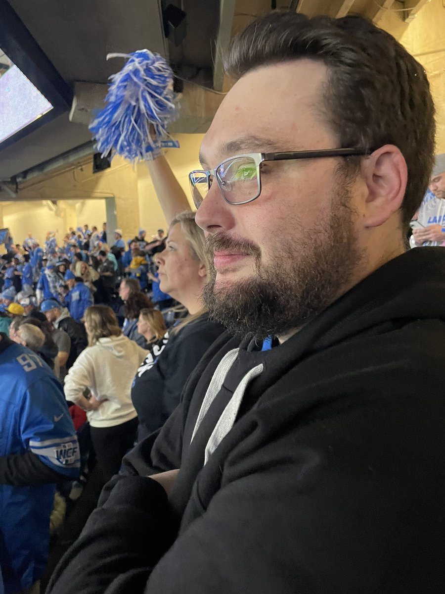 I give you the happy Drew meme