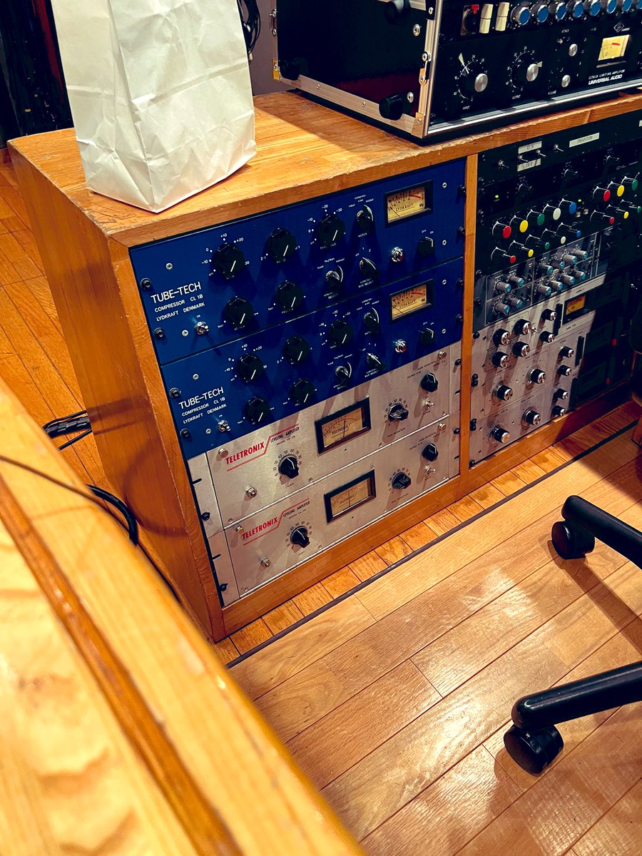 岩崎 隆一/編曲 Arranger (Ryuichi Iwasaki) tweet media