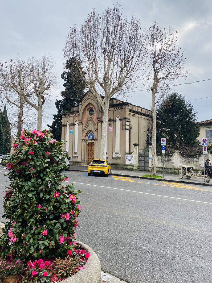 RuchiSembey's tweet photo. Less than a week for our #MonashGIG students to arrive at @MonashUni Italy campus 🇮🇹 The countdown is on! 🤩
Things u see on a morning stroll to #MonashPrato🤩@GaboGarciaOchoa #GlobalImmersionLearning https://t.co/dB5xx0amO8