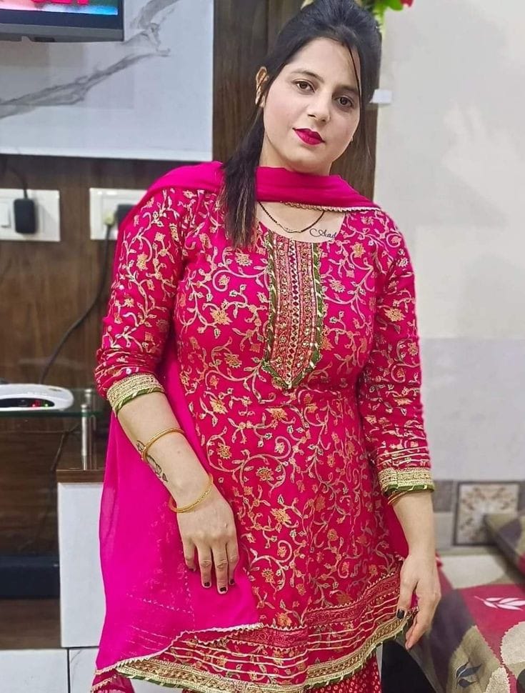 MayaBSaman's tweet photo. دوستی کرو گے مزے کرا�� گی ❤️ https://t.co/V8Yl0qCcr8