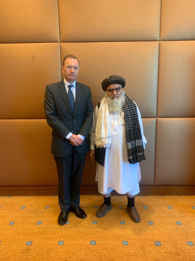 Pleased to meet @ARCSAfghanistan President Mawlawi Matiul Haq Khalis to discuss 🇬🇧support for Afghans returning from 🇵🇰and victims of the Herat earthquakes. Also discussed the opportunity presented by 🇺🇳Security Council Resolution 2721 for a better life for the Afghan people.