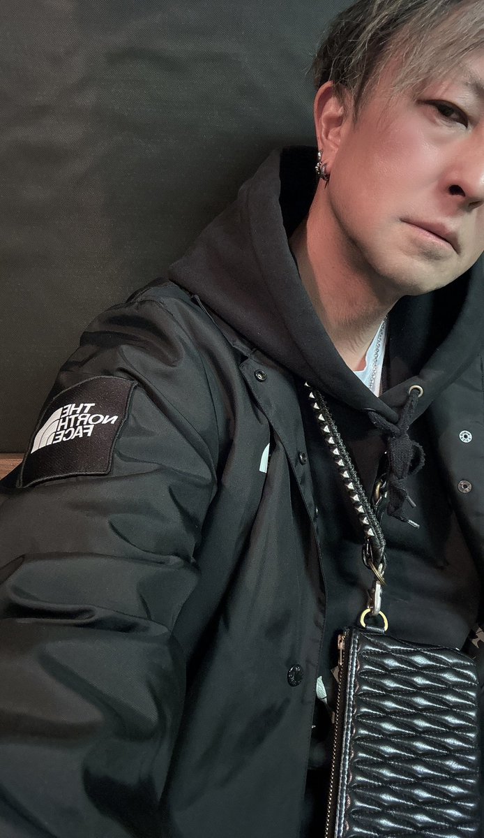 BadBoyBeach's tweet photo. リハでちた😎
最近ALL BLACk style🐦⬛
#thenorthface
#champion
#surku
#calee
#backdropleathers https://t.co/SS7uwCuDhE