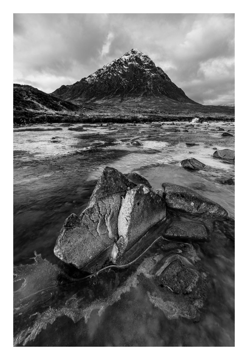 marksmcneill's tweet photo. River Coe
@UKNikon @NikonEurope @FormattHitech @3LeggedThing @VisitScotland
#glencoe #scotland #ice #rivercoe #bwphoto https://t.co/VlOIeqFvQU