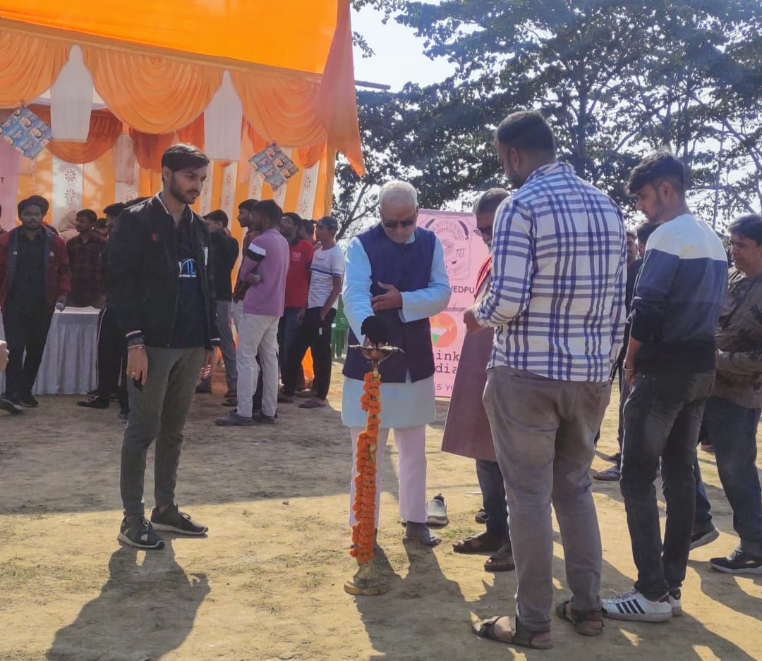 scnitjsr's tweet photo. On January 14th,Students' Council, in collaboration with Think India, hosted the SkySoar Festival. The festivities kicked off with inauguration, followed by an engaging kite-flying competition that brought together students and professors in an atmosphere brimming with enthusiasm https://t.co/zLarhu2ScO