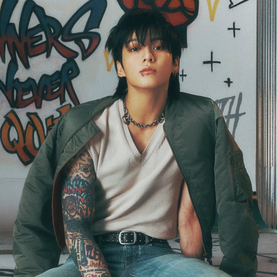 btschartsxdaily's tweet photo. 📊 #Jungkook becomes the FIRST K-Pop act to reach 200M streams on Spotify in 2024! https://t.co/Us3B5AHEP8