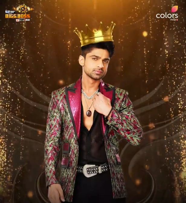 TheKhabriTak's tweet photo. The Battle of A for the ULTIMATE BOSS !!!!

Whom do you support ??

- Retweet : #AbhishekKumar 
- Like : #AnkitaLokhande 

Comment - Your Favourite 

#BB17 #BiggBoss #BiggBoss17 https://t.co/MDBYhXenkO
