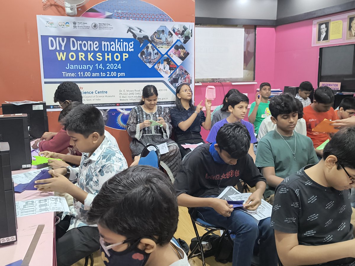 ncsmgoi's tweet photo. Glimpses of 'Drone Making Workshop', conducted by Innovation Hub, @NSCMumbai, a unit of @ncsmgoi, @MinOfCultureGoI, on January 14, 2024.

#dronemakingworkshop #InnovationHub #DroneMaking https://t.co/KEdyBin6Lq