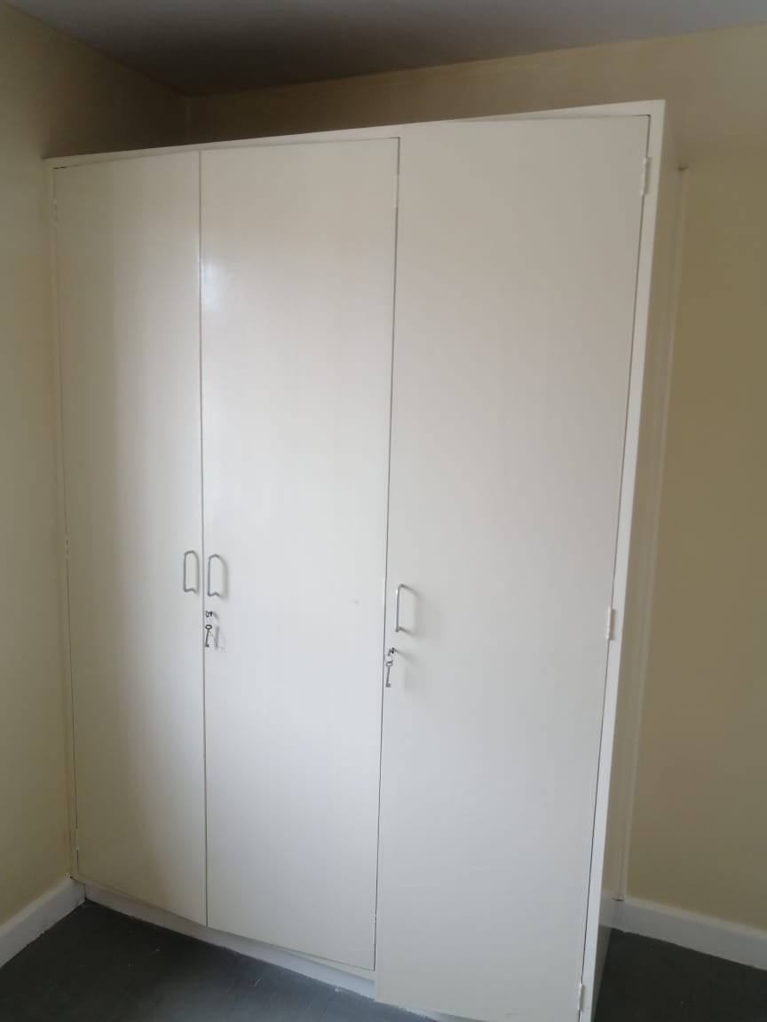 SVL_Ke's tweet photo. 3 Bedroom apartment for sale at Nyayo Estate. Asking Price, Kshs. 7.5m For more information contact us on +254 720 339 457 | 722 295 694 | 794 205 382 #airbnb #CCTV #shaffieweru #ndindinyoro #baba #EPRA #Gachagua https://t.co/s0O8ptP0Ch