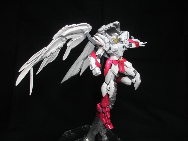 HASHwilly's tweet photo. 私のアイデンティティであるガンプラ改造超人シリーズは今後も続けていきます。
ペースは遅いですが、生暖かく見守ってやってください。
YOUTUBEやニコニコ動画には制作過程をまとめた動画もあります。(ARTHOBY COMMから飛べます）
よろしくお願いいたします。 https://t.co/H493WkWjfZ
