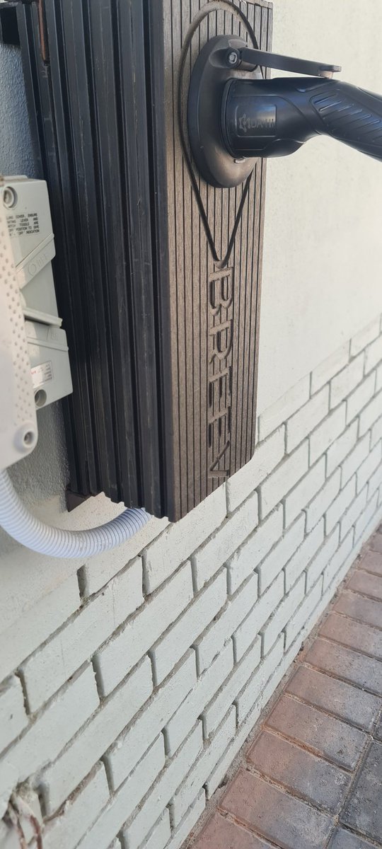 PrioriLess's tweet photo. #Breev #evcharger https://t.co/uLfjBN8Jtk