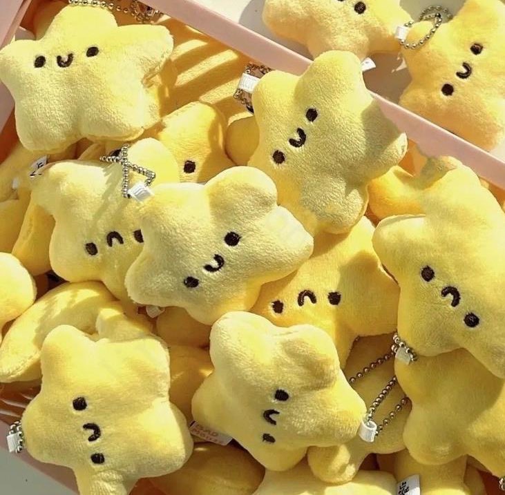 rayofchanshine's tweet photo. hi i will be giving away star keychains again on the 21st! :) 

☆ rt &amp; like
☆ must be following (for updates re: loc!)
☆ strictly 1:1
☆ show me proof on d-day to claim! 

see you there! https://t.co/rw9ObCnpm6