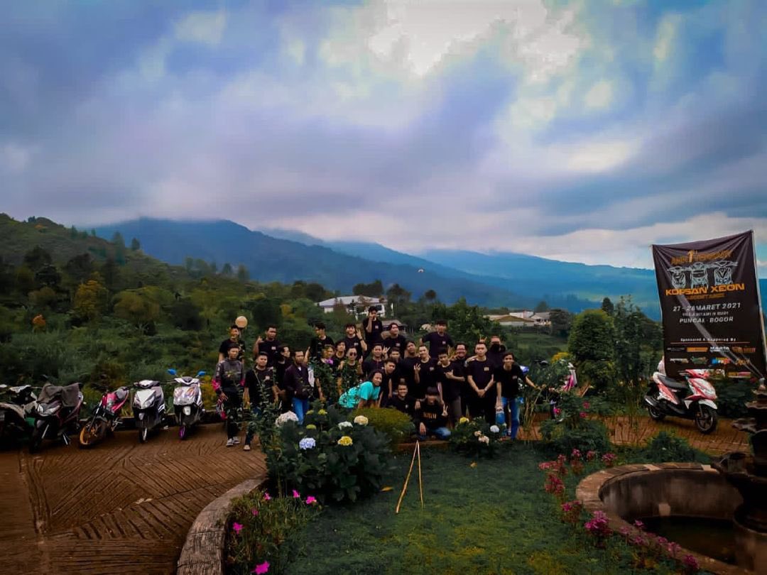 alamrizky's tweet photo. Memorable kan? Dijamin healing liburan kamu bakal berkesan banget disini. 🥰

Tunggu apa lagi? Kalo kamu udah nemu jadwalnya, bisa langsung hubungi kita aja.

Whatsapp: 0857-1901-7529
Instagram : villabetawipuncak
Gmaps: Villa Betawi Puncak https://t.co/Mt6D6U6iaY